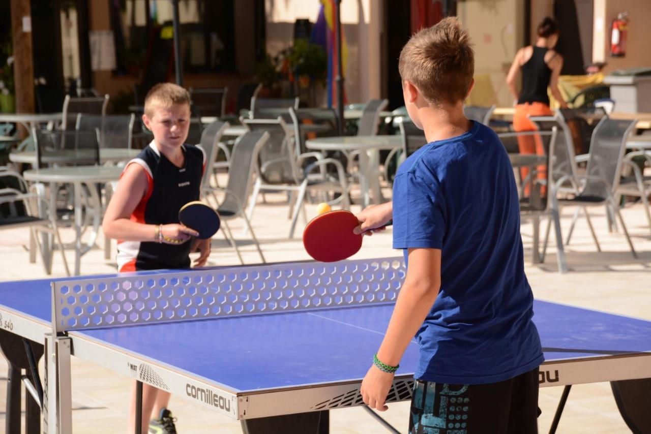 Camping Lou Cantaire Hotel Fayence Bagian luar foto