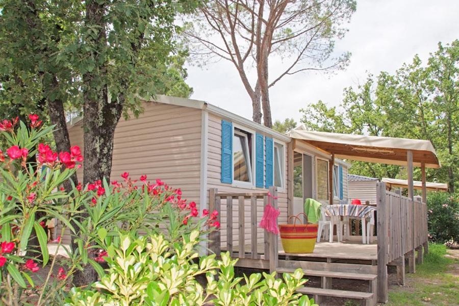 Camping Lou Cantaire Hotel Fayence Bagian luar foto