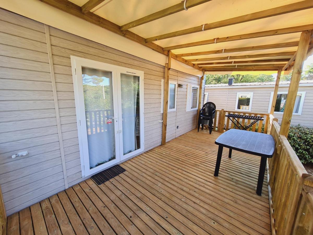 Camping Lou Cantaire Hotel Fayence Bagian luar foto