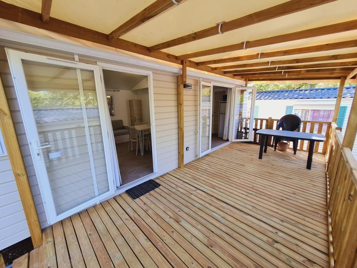 Camping Lou Cantaire Hotel Fayence Bagian luar foto