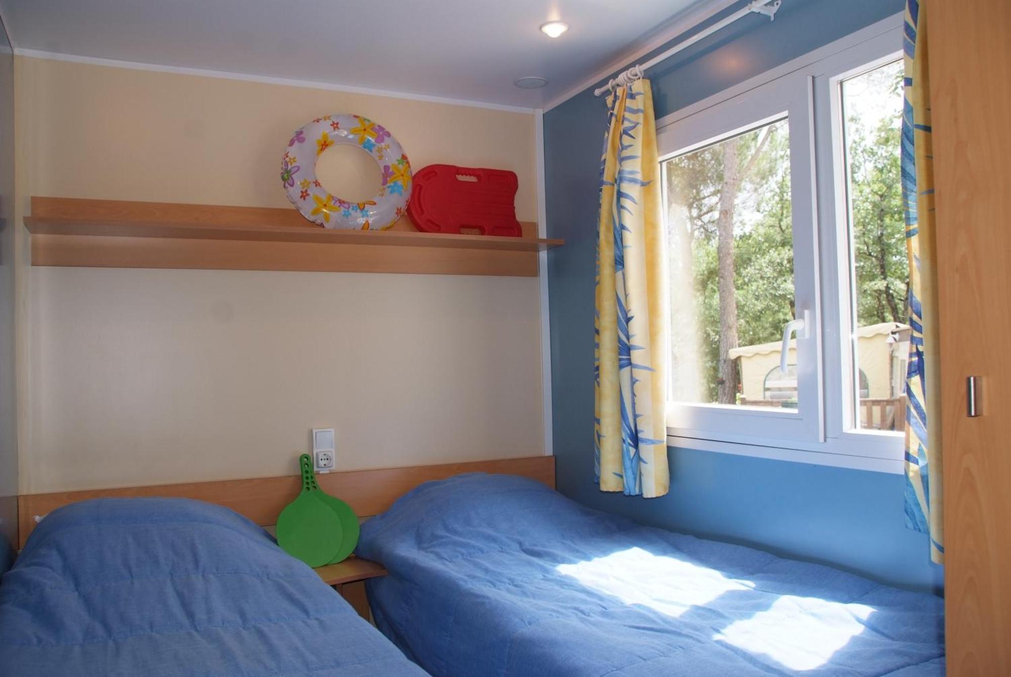 Camping Lou Cantaire Hotel Fayence Ruang foto